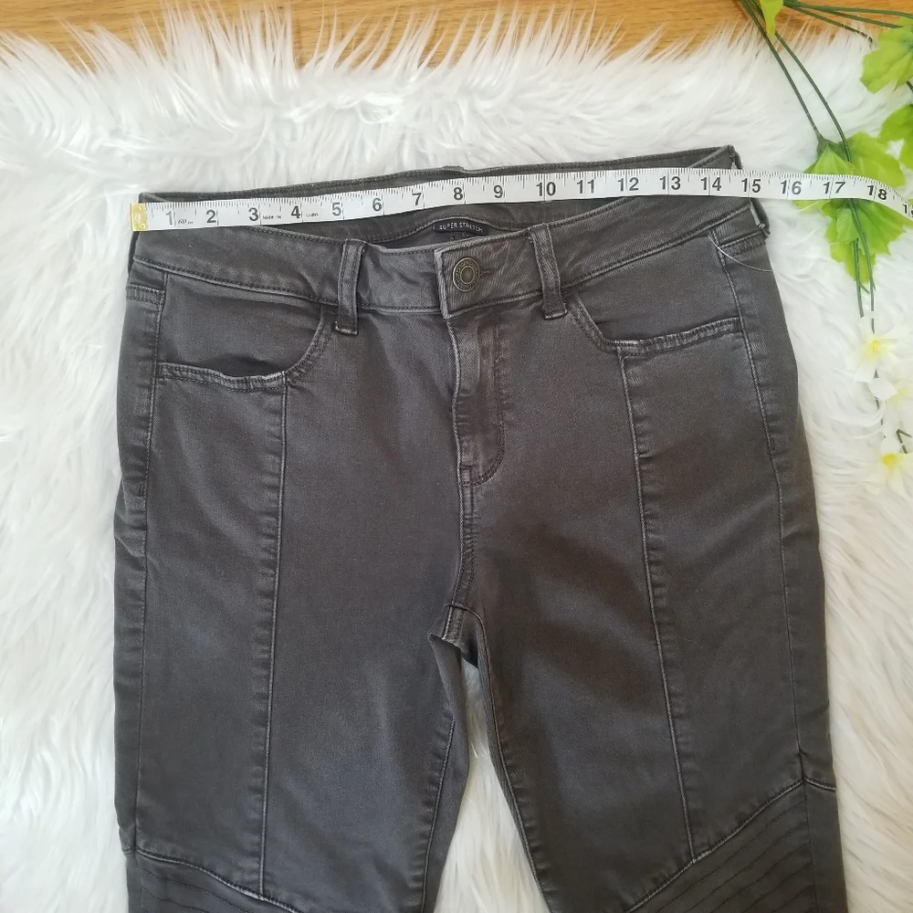 AMERICAN EAGLE Super Stretch Jegging Jeans Dark Gray Color, Size 10 Short. - Picture 9 of 13